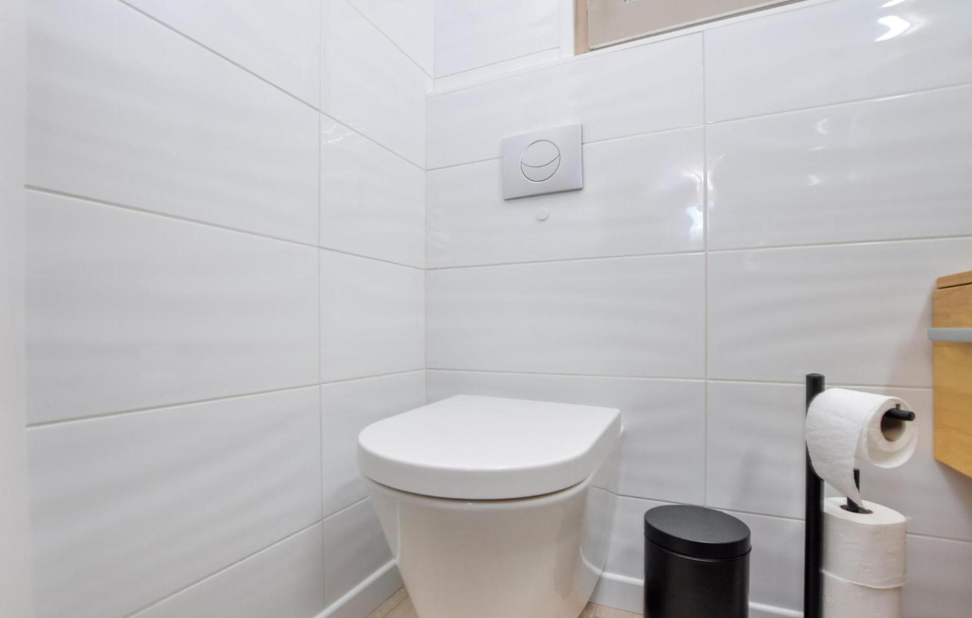 3 Bedroom Amazing In Fréjus