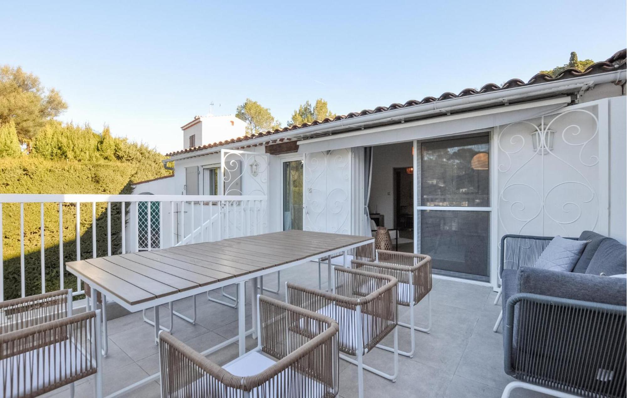 Hébergement de vacances 3 Bedroom Amazing In