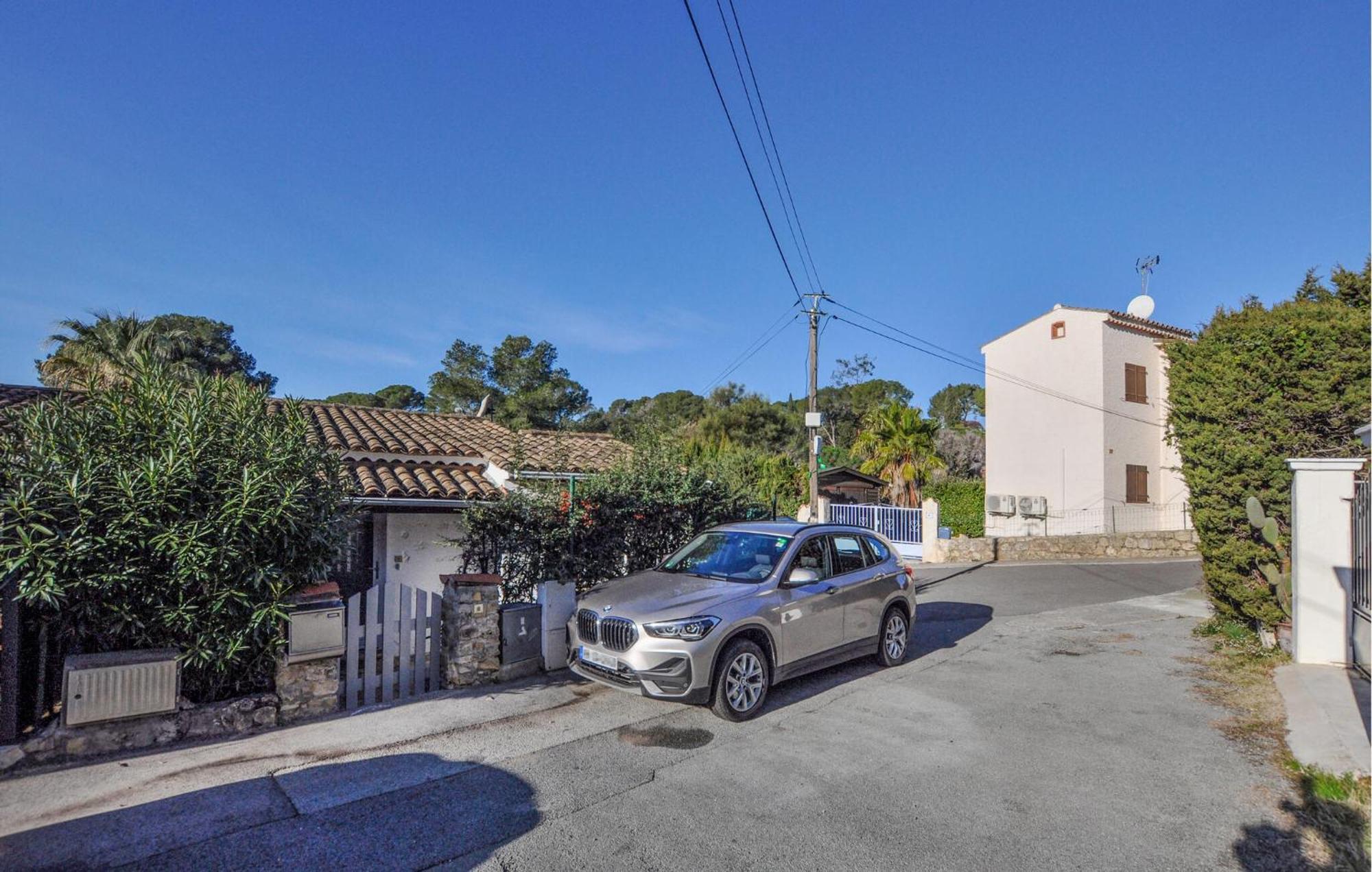 Hébergement de vacances 3 Bedroom Amazing In Fréjus